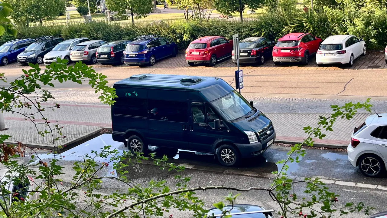 Naše auto připravené na cestu do Itálie
