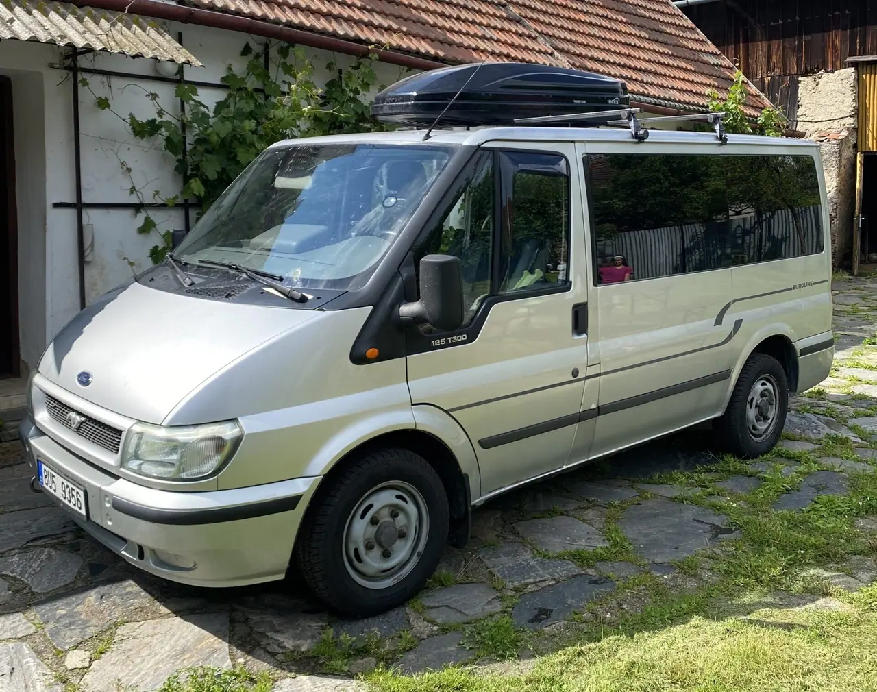 Levná rodinná dovolená pro čtyři: Proč jsme si pořídili Ford Transit Euroline (Část 1)
