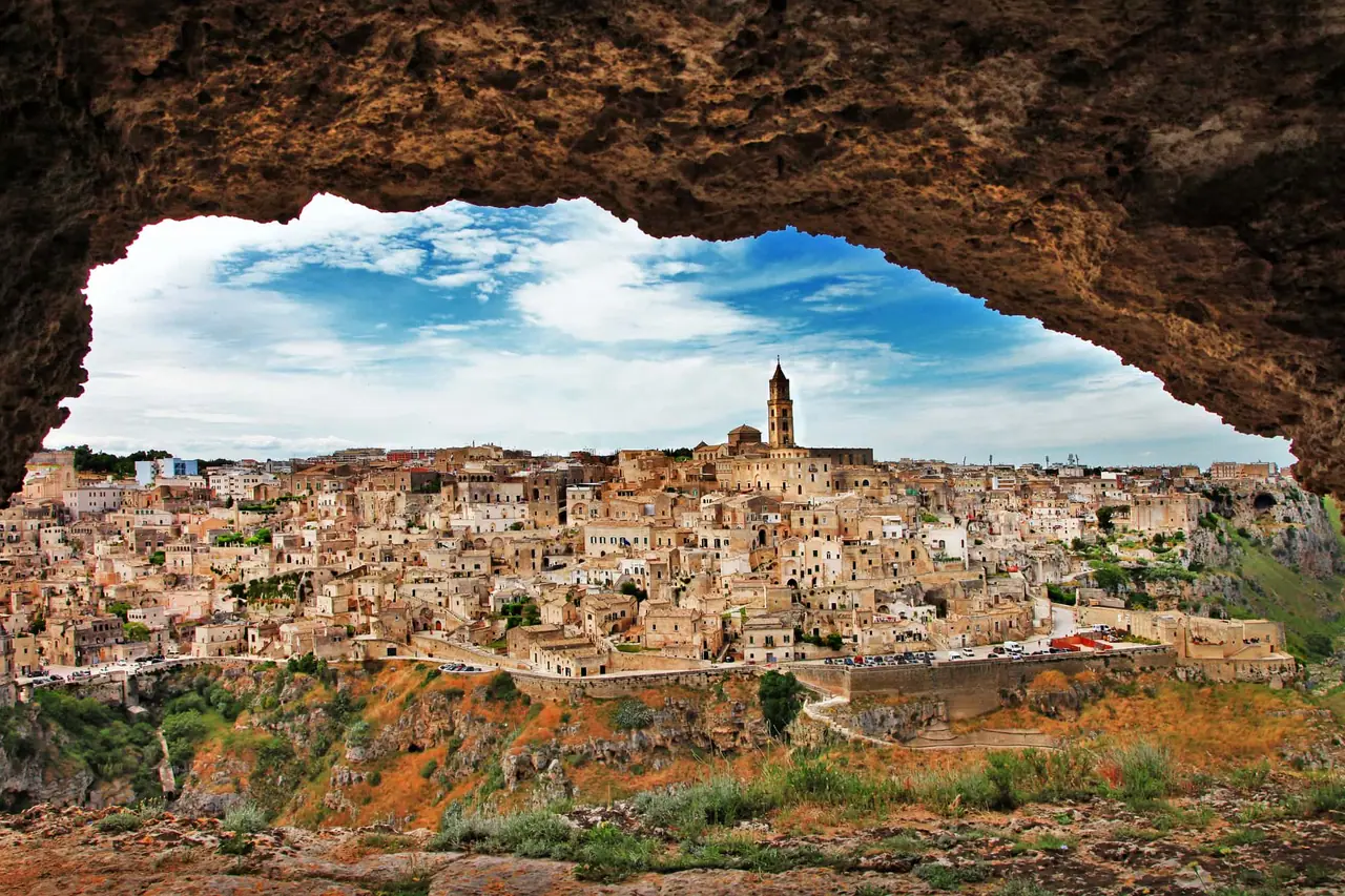 Matera – pohled na kamenné město Sassi zapsané na seznamu UNESCO