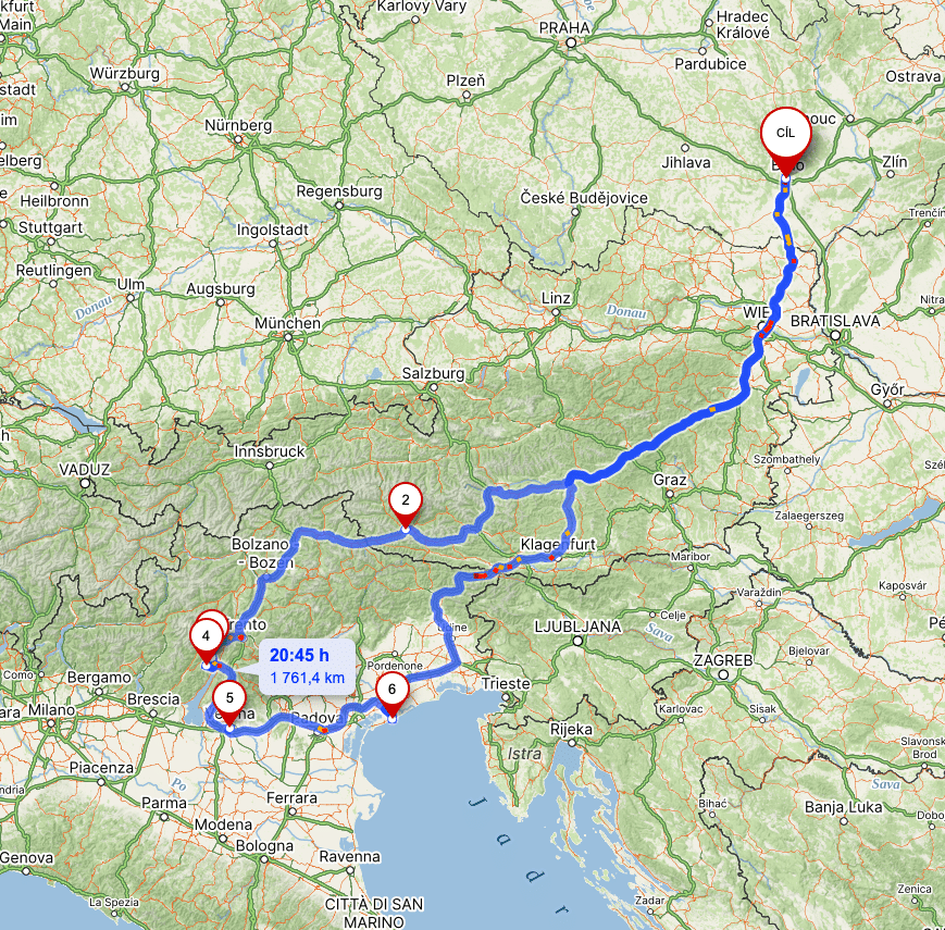 1800km